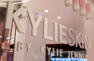Kylieskin-Harrods_25112020_01