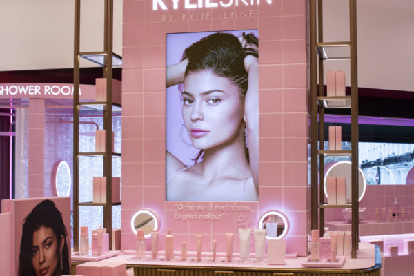 Kylieskin-Harrods_25112020_16