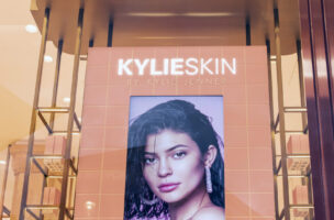 Kylieskin-Harrods_25112020_87