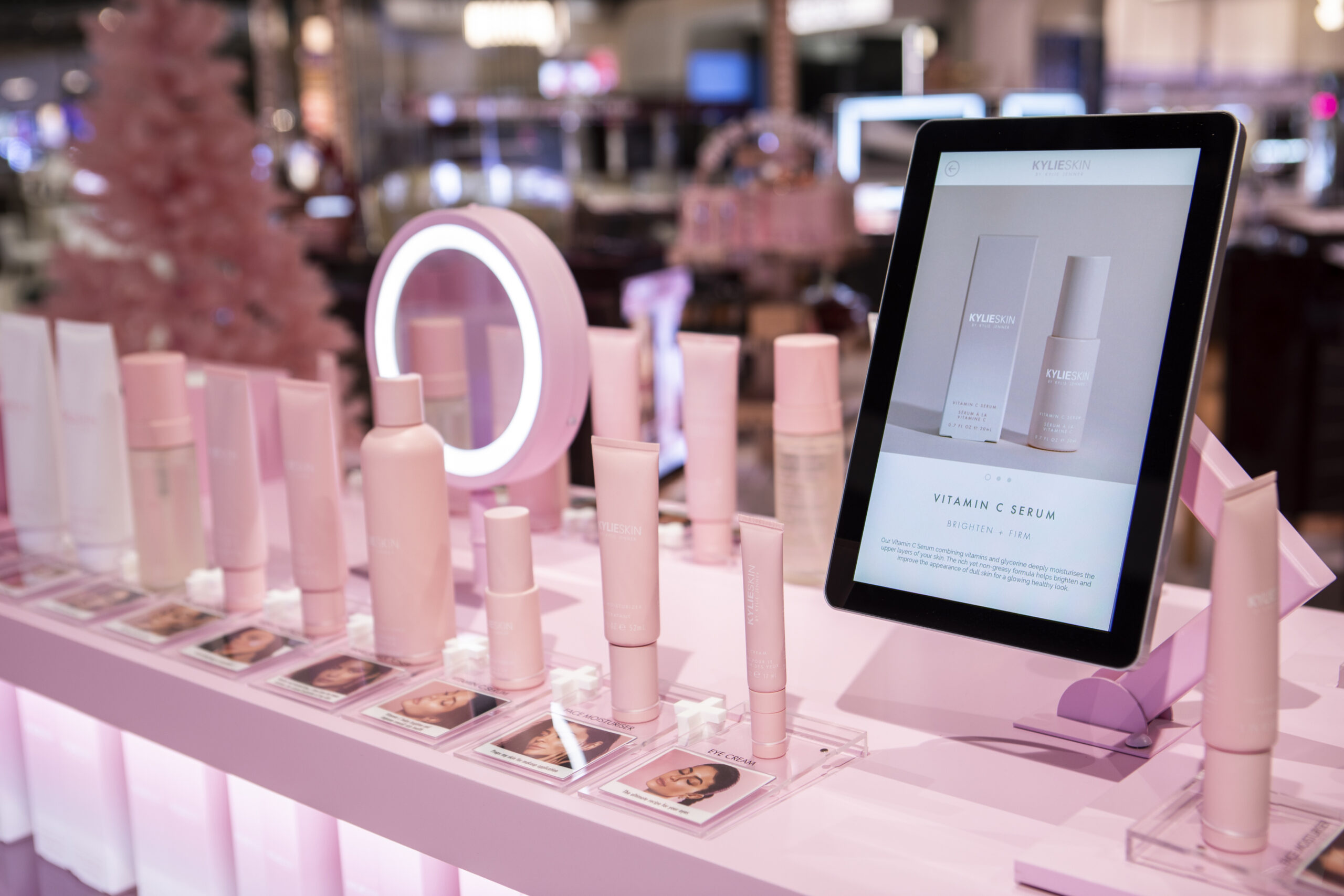 Navigating the Evolution of Physical Retail with IUF