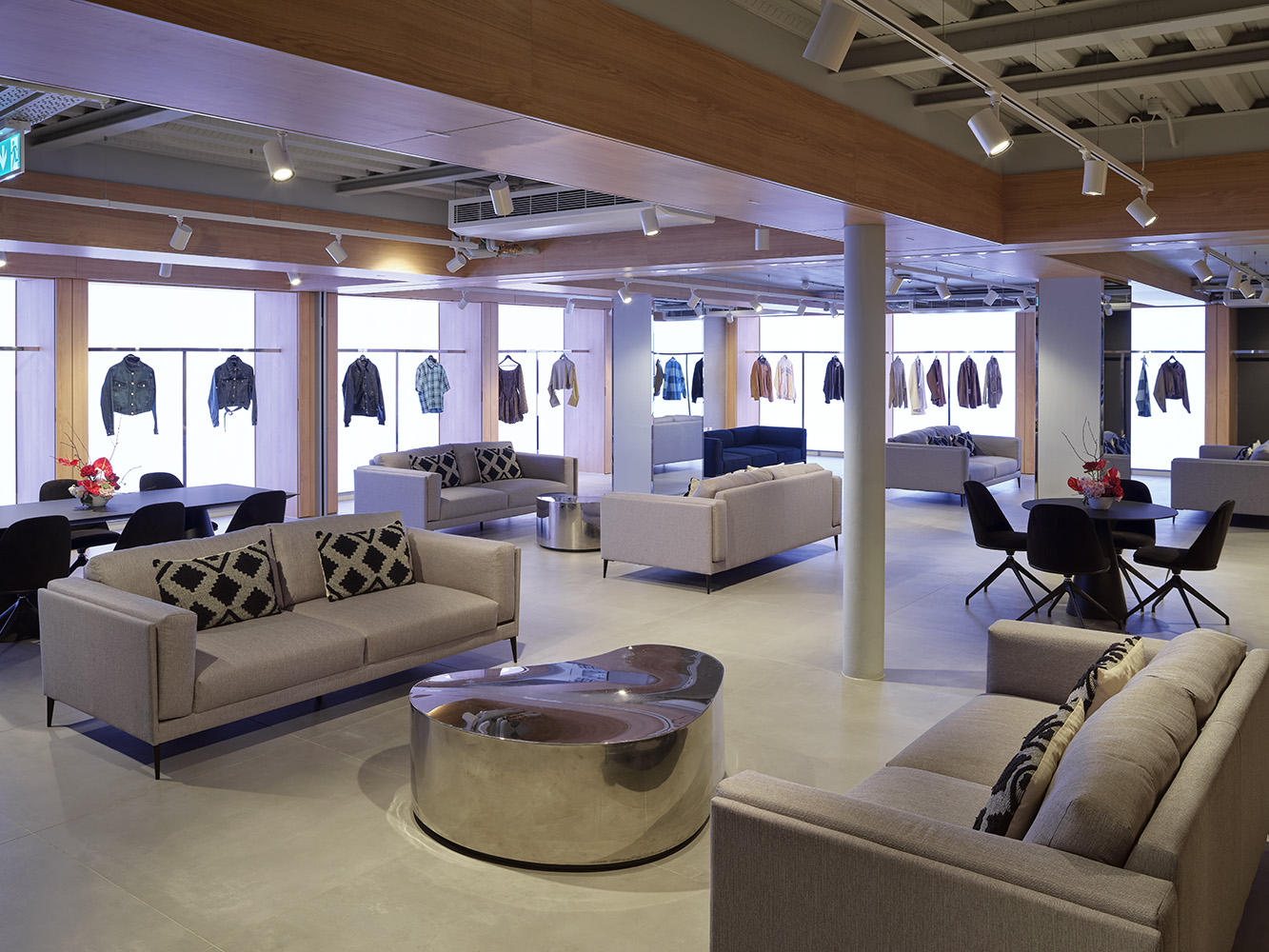 The Technology Gap in Modern Corporate Spaces